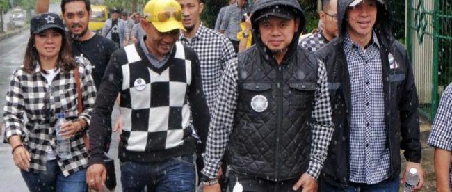 Pasangan Walikota Dan Wakil Walikota Bogor Bima Arya - Dedie A Rachim Gerilya Bersama Bala Badra Di Kawasan Bogor Barat, Kota Bogor (15/02/2018).