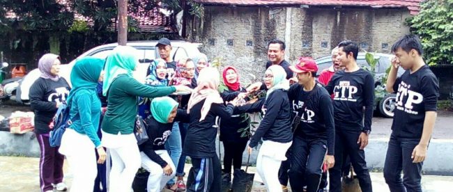 Pegiat GTP Tanam Pohon ke 162 di Perumahan Kedung Badak Kecamatan Tanah Sareal Kota Bogor 04/02/2018 (dok. KM)