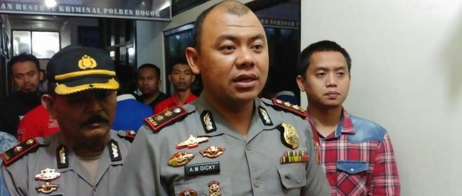 Kapolres Bogor AKBP Andy M. Dicky memberi keterangan kepada wartawan (dok. KM)