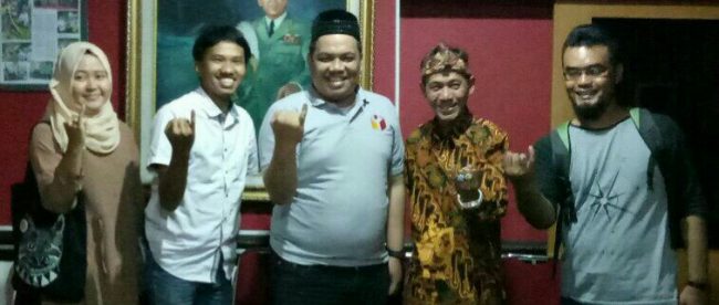 Ketua DPRD Kota Bogor Untung Maryono Bersama Panwascam Tanah Sareal usai klarifikasi terkait unggahan di profil Facebook nya, Senin 26/02/2018 (dok. KM)