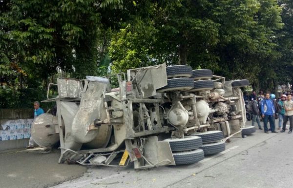 Truk Melon Yang Mengalami Kecelakaan Di Jalan Abd. Bin Nuh Kecamatan Bogor Barat Kota Bogor (17/02/2018)