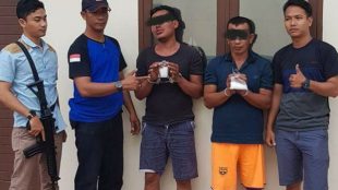 Para tersangka pengedar sabu yang berhasil diringkus Tim Opsnal Narkoba Polres Aceh Tamiang (dok KM)