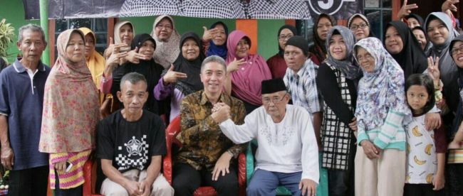 Calon Wakil Walikota Bogor Dedie A Rachim bersama rombongan pengajian Ciluar, Kota Bogor Sabtu 03/03/2018 (dok. KM)