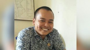 Sekretaris Desa Waringin Jaya, Kecamatan Bojong Gede, Rusdiono