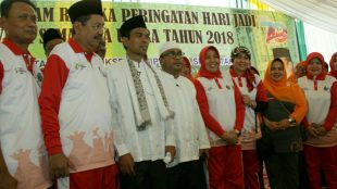 Foto bersama Gubernur dan Setda Provinsi Sumatera Utara (dok. KM)