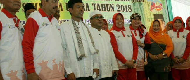Foto bersama Gubernur dan Setda Provinsi Sumatera Utara (dok. KM)