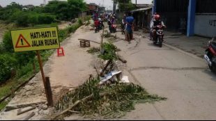 Kondisi Jalan Pisangan, Desa Satria Mekar, Kecamatan Tambun Utara, Kabupaten Bekasi (dok. KM)