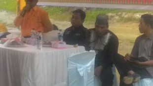 H Thamrin Mali SH, Anggota DPRD Kabupaten Bengkalis saat reses di Kelurahan Air Jamban, Sabtu 14/4 (dok. KM)