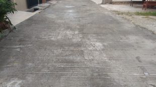 Jalan lingkungan di Perumahan Permata Hijau Permai RT 08/RW 17 Kali Abang, Bekasi Utara (dok. KM)