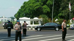 Pengamanan jajaran Polresta Bogor Kota dalam kunjungan kenegaraan Wapres Iran di Istana Bogor, Selasa 1/5 (dok. KM)