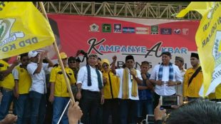 Politisi Partai Golkar dan Mensos RI Idrus Marham menjadi juru kampanye paslon HATI di Kota Bekasi, Sabtu 5/5 (dok.KM)