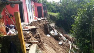 Lokasi kejadian bencana longsor di wilayah Kecamatan Cisarua, Kabupaten Bogor Minggu 1/7/2018 (dok. KM)