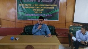 Anggota Komisi IV DPR RI, Hermanto, saat memberikan keterangan pers di Padang, Sumbar, 4/7/18 (dok. KM)