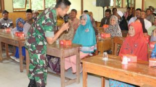 Sosialisasi TMMD oleh Kodim 0607/Kota Sukabumi di Cisaat, 20/7/2018 (dok. KM)