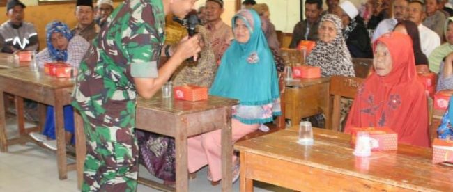 Sosialisasi TMMD oleh Kodim 0607/Kota Sukabumi di Cisaat, 20/7/2018 (dok. KM)