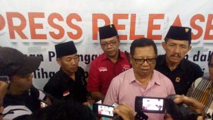 Wakil Bupati Tulungagung terpilih Maryoto memberikan keterangan pers usai rapat pleno KPU Tulungagung, Selasa 24/7 (dok. KM)