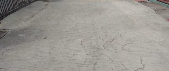 Kondisi jalan lingkungan di RT 014/08 kav. Perwirasari Bekasi Utara (dok. KM)