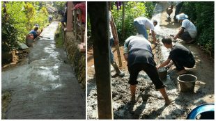 Warga Cibalung, Cijeruk bergotong royong mengecor jalan (dok. KM)