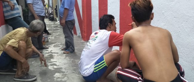 Warga Kp. Pahlawan, Empang, Kota Bogor, Merah Putihkan lingkungannya (dok. KM)