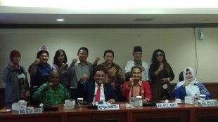 Pimpinan sejumlah organisasi pers saat audiensi dengan Komisi I DPD RI, Selasa 28/8 (dok. KM)