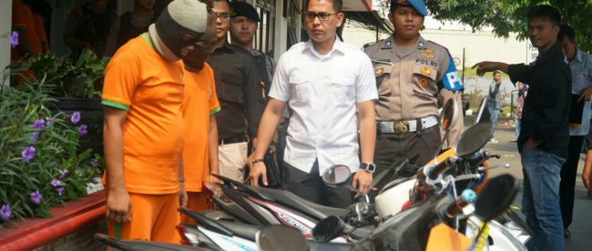 Polres Bogor mengungkap kasus pencurian kendaraan dan para penadah, Jumat 28/9/2018 (dok. KM)