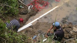 Saluran Pipanisasi di Kp. Cimahi, Sagaranten, Sukabumi (dok. Tar/KM )Â 