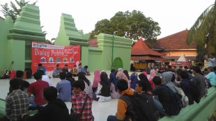 Suasana dialog publik dalam rangka hari Sumpah Pemuda ke-90 di Universitas Tirtayasa, Serang, Banten 29/10/2018 (dok. KM)