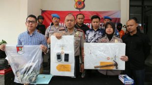 Polres Bogor menggelar rilis pers terkait penangkapan pelaku pembunuhan berencana (dok. KM)
