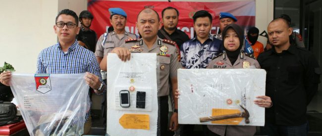 Polres Bogor menggelar rilis pers terkait penangkapan pelaku pembunuhan berencana (dok. KM)