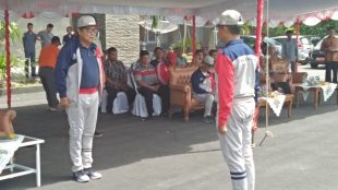 Bupati Bangka Selatan melepas kontingen Porprov V, Jumat 23/11/2018 (dok. KM)