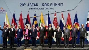 Para kepala pemerintahan yang menghadiri KTT ASEAN-Korea di Singapura, Rabu 14/11/2018 (dok. Setpres)