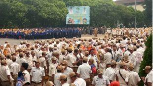Ribuan ASN pada apel ganbungan di Kantor Walikota Bekasi, Senin 3/12/2018 (dok. KM)