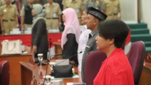 Para Anggota DPRD Dan Perangkat Daerah Kota Depok Saat Pembukaan Sidang Paripurna (dok. KM)