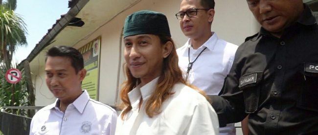 Habib Bahar bin Smith, tersangka penganiayaan di Polres Bogor, Senin 4/2/2019 (dok. KM)