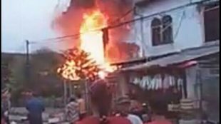 Suasana bangunan yang terbakar di kawasan Pasar Anyar, Kota Tangerang, Rabu 20/2/2019 (dok. KM)