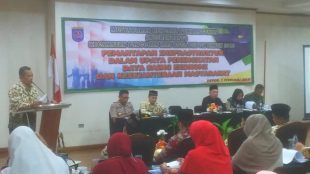 Asisten Pemerintahan dan Kesejahteraan Kota Depok, Sri Utomo, saat menyampaikan amanat Walikota Depok dalam acara Musrenbang Kecamatan Pancoran Mas, Kamis 7/2/2019 (dok. KM)