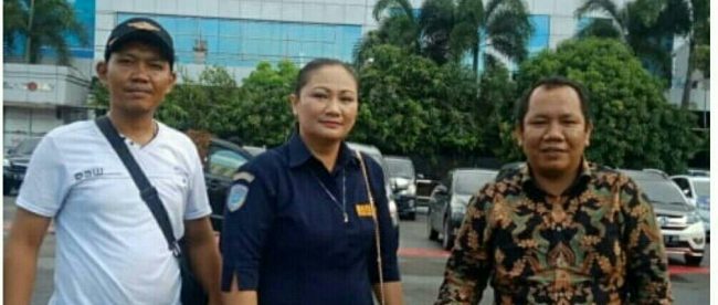 Ina Sartika didampingi pengacaranya di Polda Metro Jaya, Selasa 5/2/2019 (dok. KM)