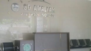 Lobi depan Sekolah SD Amaliah Ciawi, Kabupaten Bogor. (Dok. Tar/KM)