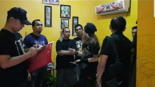 Polisi menangkap HS, pria yang ancam penggal kepala Presiden Joko Widodo di Parung, Bogor, Minggu 12/5/2019 (dok. KM)