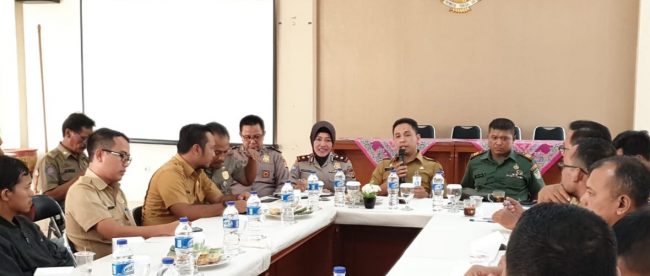 Kapolsek Bogor Barat Kompol Sundarti saat hadiri sosialisasi penertiban PKL Jalan Sumeru (dok. KM/Polsek Bogor Barat)