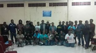 Gerakan Perempuan Revolusioner West Papua (GPRWP) usai mengadakan Diskusi Publik di Jayapura, Rabu 3/7/2019 (dok. KM)