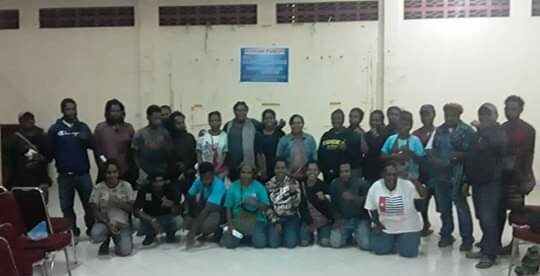 Gerakan Perempuan Revolusioner West Papua (GPRWP) usai mengadakan Diskusi Publik di Jayapura, Rabu 3/7/2019 (dok. KM)