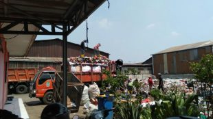Lokasi pengelola TPS di Kelurahan Kali Baru, Kecamatan Medan Satria, Kota Bekasi (dok. KM)