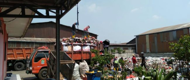 Lokasi pengelola TPS di Kelurahan Kali Baru, Kecamatan Medan Satria, Kota Bekasi (dok. KM)