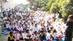 Sosialisasi gerakan anti korupsi untuk usia dini dengan tagline "Susu Anti Korupsi", Jumat 26/7/2019 (dok. KM)