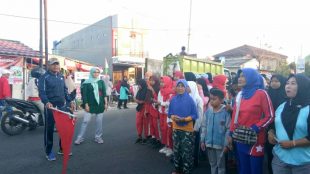 Jalan santai di Kelurahan Opas Indah, Pangkalpinang, Minggu 18/8/2019 (dok. KM)