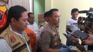 Polres Subang memberikan keterangan pers terkait penahanan Kades Compreng, 2/9/2019 (dok. KM)