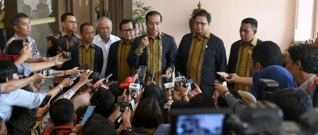 Presiden Jokowi memberikan keterangan perihal UU KPK di Hotel Sultan, Jakarta, Senin 16/9/2019