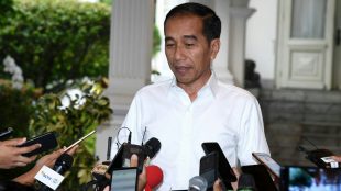 Presiden Joko Widodo memberikan keterangan pers di Istana Negara, Jakarta 23/9/2019 (dok. KM)