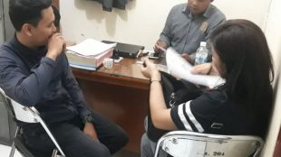 Pengelola Karaoke Club 19 Saat Memenuhi Panggilan Satpol PP Kota Bogor (dok.KM)